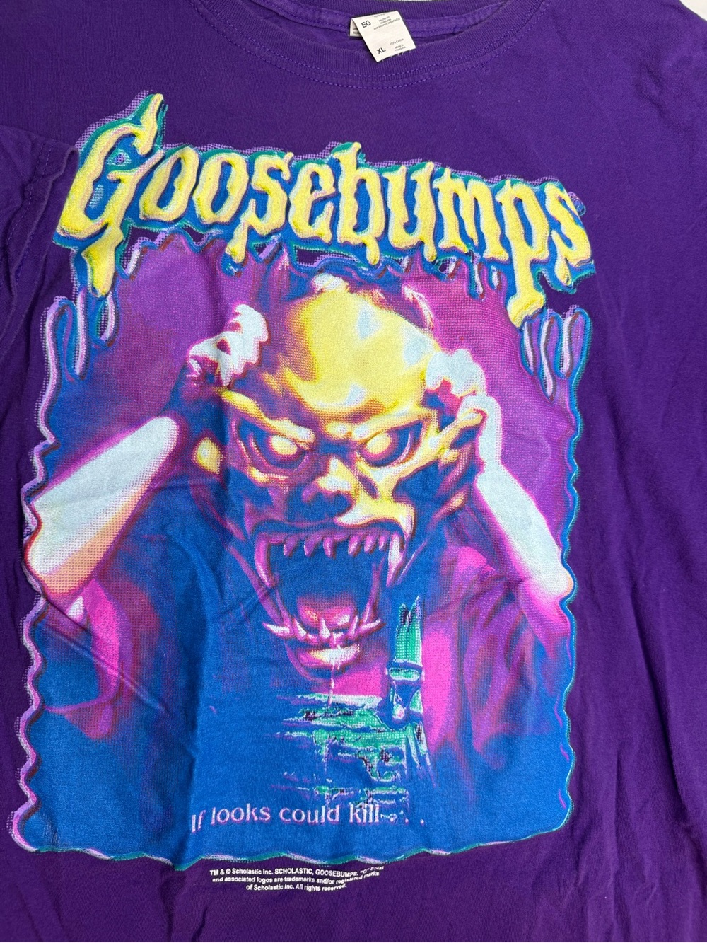 Goosebumps T Shirt Mens XL Purple Graphic Horror Tee If Looks Could Kill